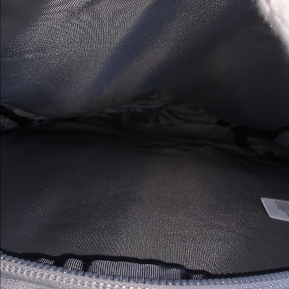 NWT The North Face Borealis Backpack - Picture 7 of 15